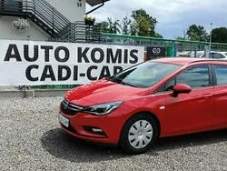 Czerwony Używany 2018 Opel Astra Kombi | 35 500 zł (Uczciwa cena)