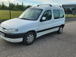 Biały Używany 2000 Peugeot Partner Minivan | 3700 zł