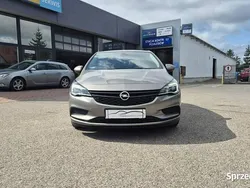 Szary Używany 2017 Opel Astra Essentia Hatchback | 37 950 zł (Uczciwa cena)