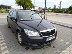 Czarny Używany 2013 Skoda Octavia Kombi | 19 500 zł (Uczciwa cena)