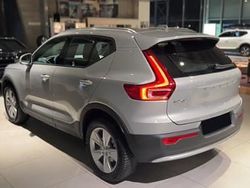 Srebrny Nowe 2025 Volvo XC40 Core SUV | 181 400 zł