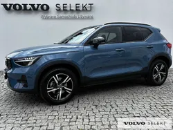 Niebieski Używany 2024 Volvo XC40 SUV | 184 900 zł (Dość drogi)
