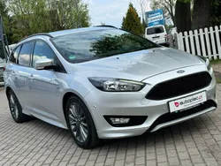 Srebrny (metalik) Używany 2018 Ford Focus Kombi | 34 900 zł (Dobra cena)
