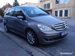 Mercedes B180