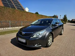 Szary (metalik) Używany 2011 Toyota Avensis Kombi | 18 900 zł (Dobra cena)