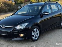 Czarny Używany 2011 Hyundai i30 Kombi | 14 500 zł (Uczciwa cena)