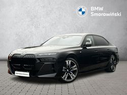 Czarny szafir metalizowany Używany 2023 BMW 740 Comfort Edition Sedan/Limuzyna | 549 900 zł