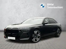 Czarny szafir metalizowany Używany 2023 BMW 740 Comfort Edition Sedan/Limuzyna | 549 900 zł (Drogi)
