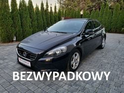 Czarny Używany 2013 Volvo V40 Kombi | 36 500 zł (Uczciwa cena)