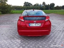 Czerwony Używany 2013 Honda Civic Hatchback | 30 000 zł (Uczciwa cena)
