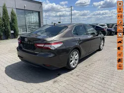Czarny (metalik) Używany 2019 Toyota Camry Sedan/Limuzyna | 49 900 zł