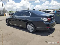 Czarny Używany 2015 BMW 740 Sedan/Limuzyna | 64 000 zł