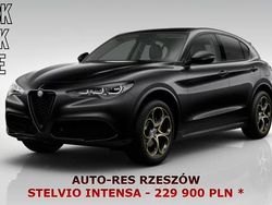 Lakier metalizowany czarny volcano black Nowe 2025 Alfa Romeo Stelvio SUV | 229 900 zł