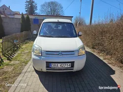 Biały Używany 2006 Citroën Berlingo Minivan | 9999 zł (Dość drogi)
