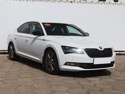 Biały Używany 2018 Skoda Superb Hatchback | 64 999 zł (Dobra cena)