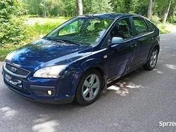Niebieski Używany 2005 Ford Focus Sedan/Limuzyna | 6900 zł (Dość drogi)
