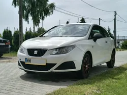 Biały Używany 2010 Seat Ibiza Hatchback | 16 900 zł (Uczciwa cena)