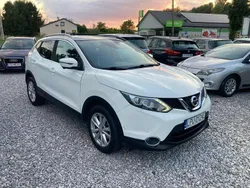 Biały Używany 2016 Nissan Qashqai SUV | 44 900 zł (Uczciwa cena)