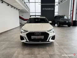 Biały Używany 2023 Audi A3 Sportback S-Line Hatchback | 131 900 zł (Dość drogi)