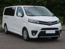 Biały Używany 2022 Toyota Proace Verso Kombi | 109 999 zł (Uczciwa cena)