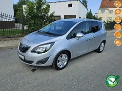 Srebrny (metalik) Używany 2010 Opel Meriva Minivan | 20 999 zł (Uczciwa cena)