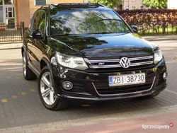 Czarny Używany 2012 VW Tiguan R-line SUV | 50 900 zł (Uczciwa cena)