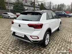 Używany 2022 VW T-Roc Style SUV | 111 900 zł (Uczciwa cena)