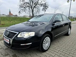 Czarny Używany 2007 VW Passat Sedan/Limuzyna | 17 900 zł (Dość drogi)
