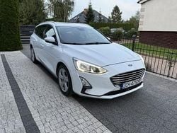 Biały Używany 2018 Ford Focus Kombi | 42 900 zł (Dość drogi)