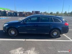 Niebieski Używany 2010 Opel Insignia Kombi | 25 500 zł (Dość drogi)