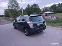 Szary Używany 2016 Toyota Verso Minivan | 55 900 zł