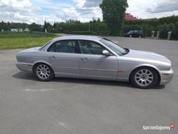 Srebrny Używany 2004 Jaguar XJ Sedan/Limuzyna | 15 900 zł