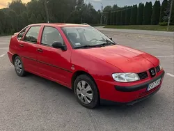 Używany 2001 Seat Cordoba Sedan/Limuzyna | 2000 zł