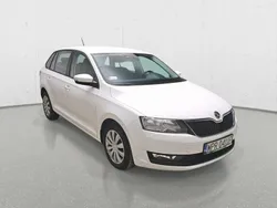 Biały Używany 2022 Skoda Rapid Kombi | 14 960 zł (Dobra cena)