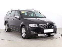 Czarny Używany 2015 Skoda Octavia Kombi | 47 999 zł (Super Cena)