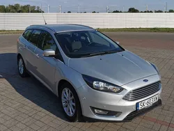 Srebrny Używany 2015 Ford Focus Titanium Kombi | 32 000 zł (Uczciwa cena)