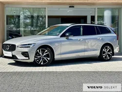 Srebrny Używany 2024 Volvo V60 Kombi | 179 000 zł (Dość drogi)