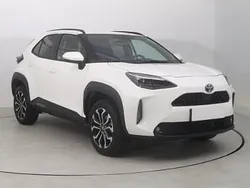 Biały Używany 2022 Toyota Yaris Cross SUV | 105 999 zł (Uczciwa cena)