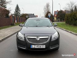 Szary Używany 2010 Opel Insignia Sedan/Limuzyna | 6250 zł
