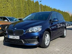 Niebieski (metalik) Używany 2018 BMW 216 Kombi | 54 900 zł