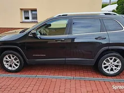 Czarny Używany 2014 Jeep Cherokee SUV | 39 500 zł (Uczciwa cena)