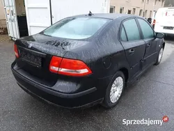 Czarny Używany 2005 Saab 9-3 Vector Sedan/Limuzyna | 8500 zł (Uczciwa cena)