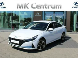 Biały Używany 2021 Hyundai Elantra Sedan/Limuzyna | 105 300 zł (Drogi)