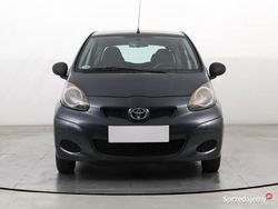 Szary Używany 2011 Toyota Aygo Hatchback | 12 999 zł (Uczciwa cena)