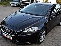 Inny kolor Używany 2015 Volvo V40 Kombi | 38 999 zł (Uczciwa cena)
