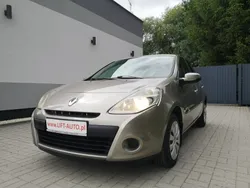 Złoty Używany 2011 Renault Clio II Hatchback | 15 900 zł (Dość drogi)