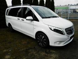 Biały Używany 2022 Mercedes Vito Minivan | 127 500 zł