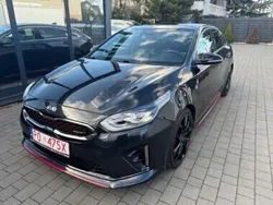 Czarny Używany 2019 Kia ProCeed 2 Hatchback | 79 500 zł