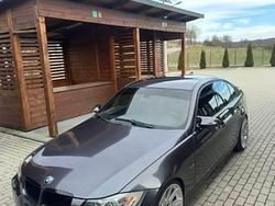 Używany 2006 BMW 330 | 42 000 zł