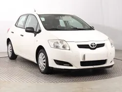 Biały Używany 2008 Toyota Auris Hatchback | 7999 zł (Dobra cena)